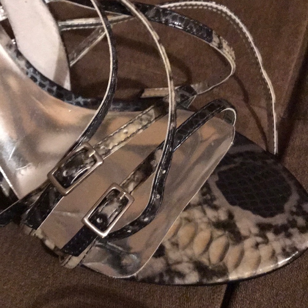 Supper sexy heel animal print